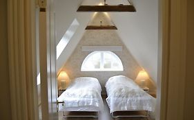 Jungshoved Præstegård B&B